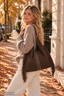 Schultertasche mit Fransen - Statement-Piece